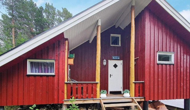 6 person holiday home in Sundlandet