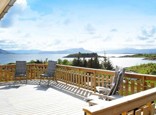 6 person holiday home in Dønna