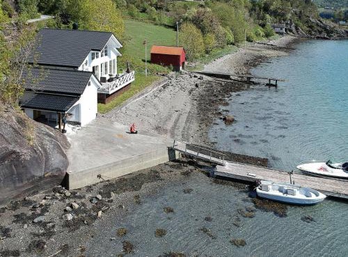 6 person holiday home in ETNE