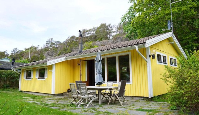 6 person holiday home in Strömstad