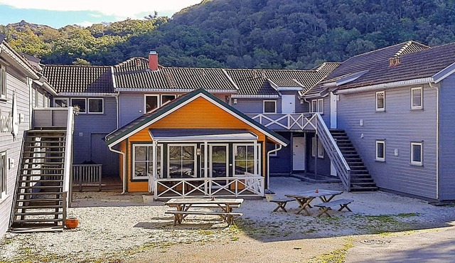 6 person holiday home in lyngdal