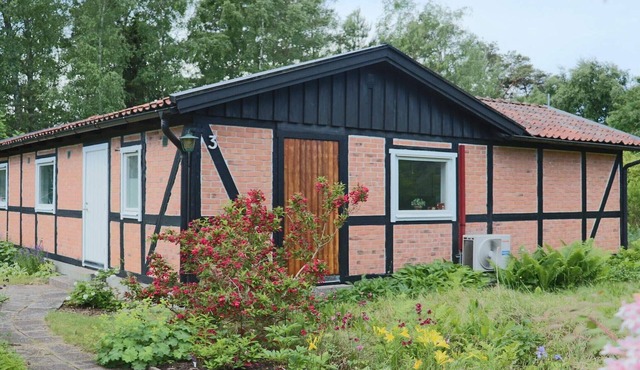 6 person holiday home in MELLBYSTRAND