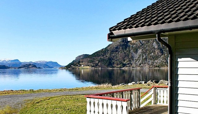 7 person holiday home in Selje