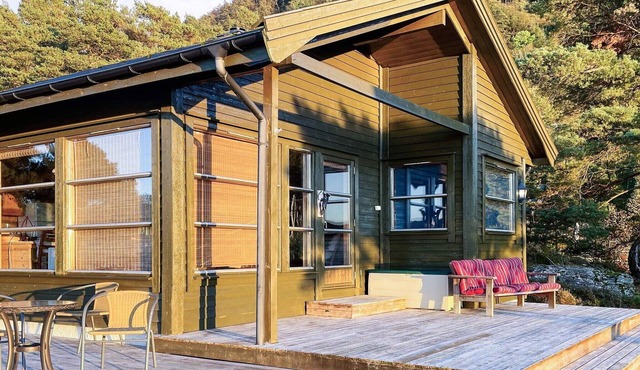 7 person holiday home in Hjelmeland
