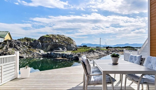 8 person holiday home in Sandøy