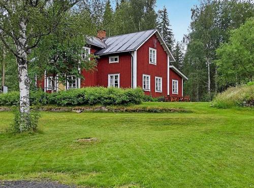 8 person holiday home in Östmark