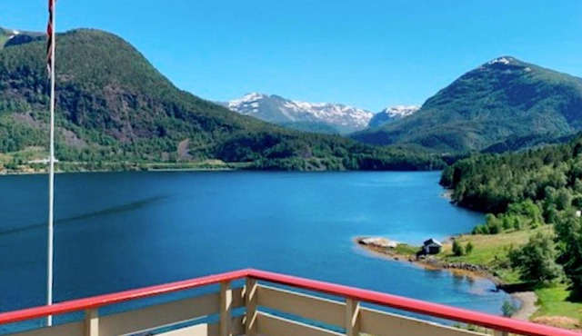 8 person holiday home in Austefjorden