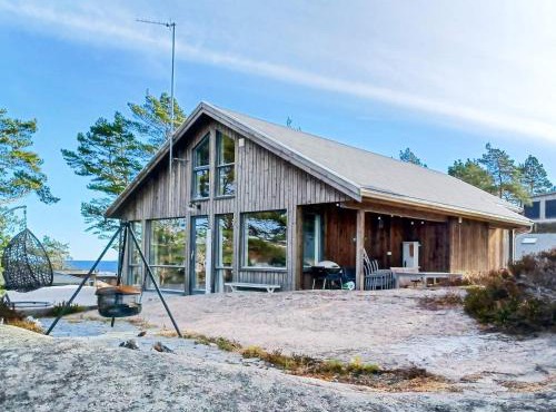 8 person holiday home in Risør-By Traum