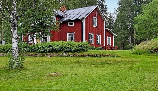 8 person holiday home in Östmark