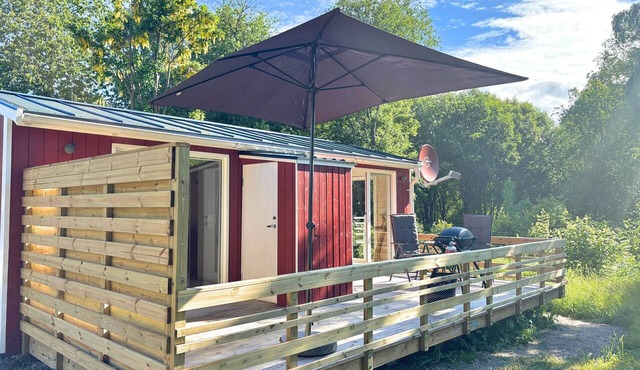 Älg Stuga – Modern Cabin by the Lake near Kosta in Småland