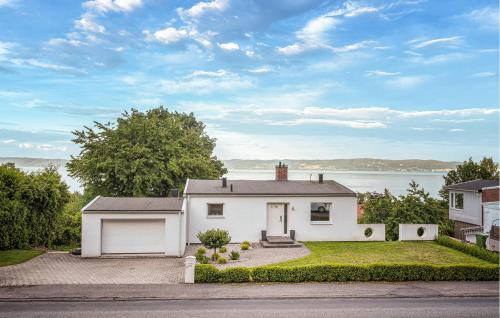 Amazing Home In Bankeryd With Lake View in Jönköping