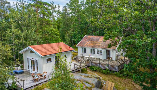 Amazing home in Lysekil with WiFi
