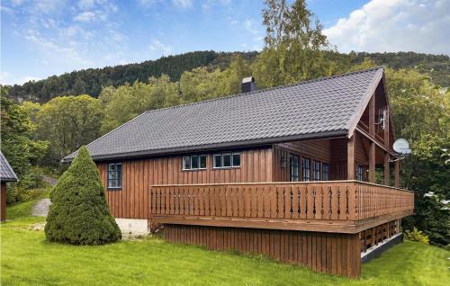 Amazing Home In Midsund With Wifi