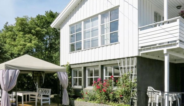 Apartment Grønsfjord (SOW418) in Lindesnes - 4 persons, 2 bedrooms