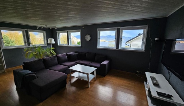 Apartment with a view close to The Pulpit Rock in Jørpeland