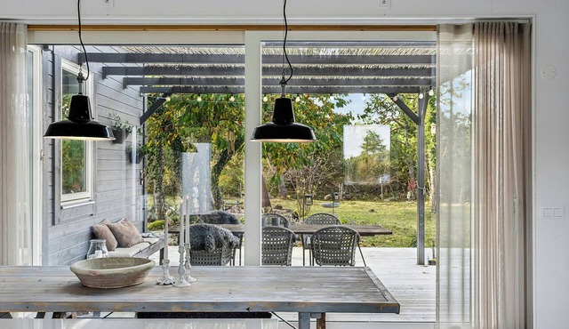 Architect-designed house in Fröjel near the beach