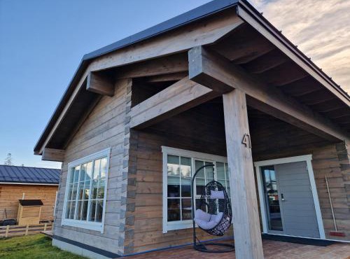 ArcticStay Timmerstugan - Authentic Log Cabin in Gällivare