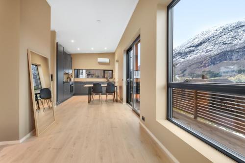 Aurora Apartments - Stryn View