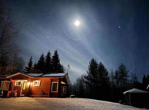 Aurora Lapland Villa Private Arctic Reset at 66'33 - Ideal for Aurora Spotting