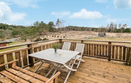 Awesome Apartment In Ljungskile