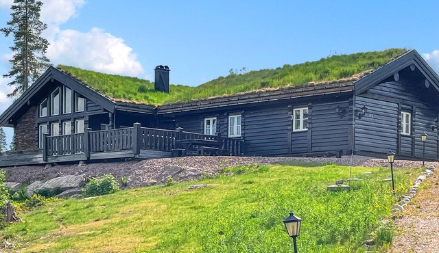 Awesome home in østby