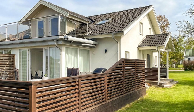 Awesome home in Falkenberg with WiFi
