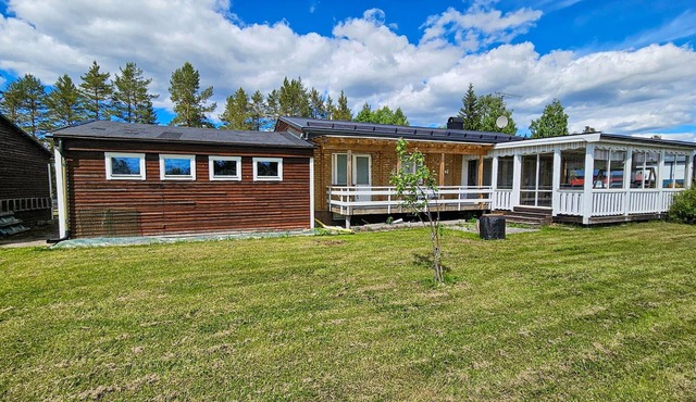 Awesome home in Norrfors with sauna