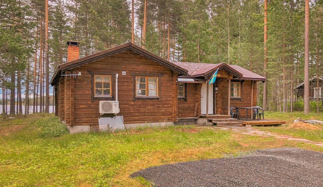 Awesome home in Sörsjön with lake view