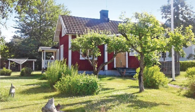 Awesome Home In Sjötorp With Wifi