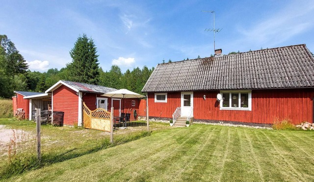 Awesome home in Vittsjö with WiFi