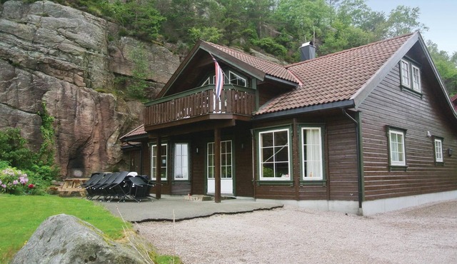 Beach front home in Lindesnes with sauna