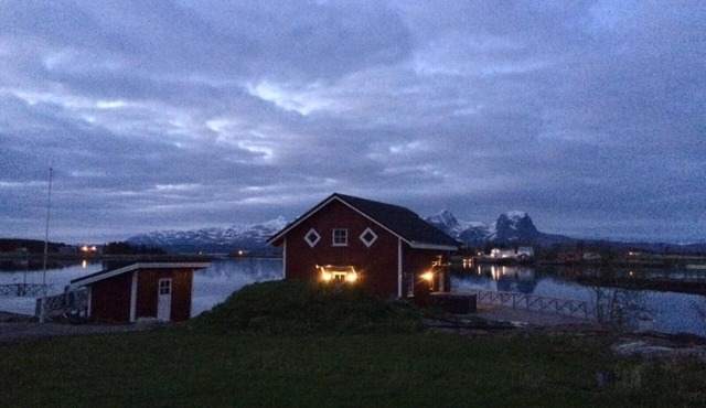 Beachside cabin. Licensed for recreational fishing in Nordland