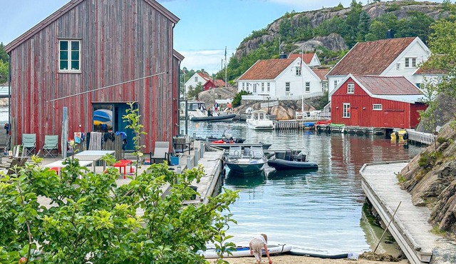 Beautiful apartment in Søgne with house sea view