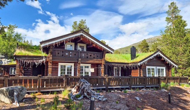 Beautiful home in Hovden i Setesdal with sauna