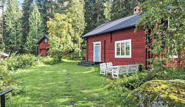 Beautiful home in Bjurholm with sauna