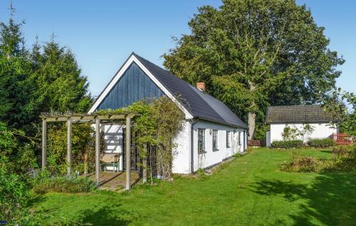 Beautiful Home In Hammenhög
