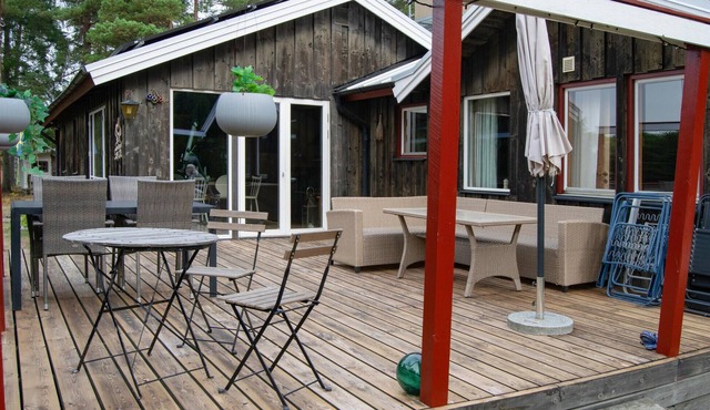Beautiful home in Muskö with WiFi