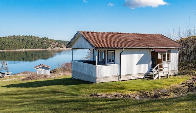 Beautiful Home In Myggenäs With Sauna