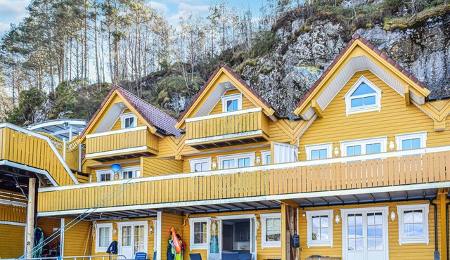 Beautiful home in Storebø with WiFi