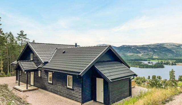 Beautiful Home In Vrådal With Sauna