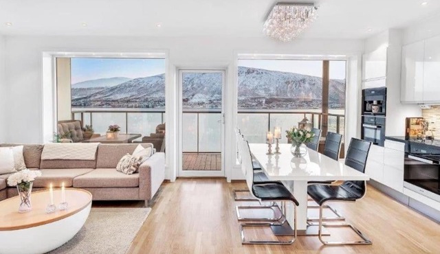 Beautiful home with seaview