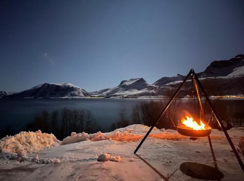 Beautiful view - close to the sea, mountains and nature