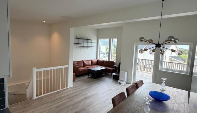 Bright and modern apartment in Vestvågøya