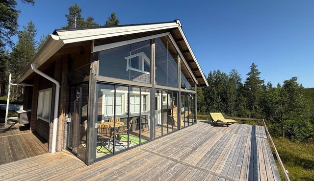 Bright Nordic chalet with high-quality furnishings in a Scandinavian design