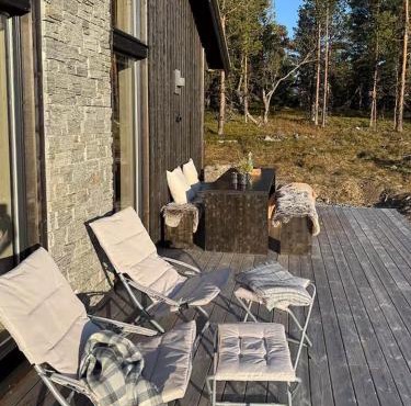 Cabin At The Gateway To Jotunheimen