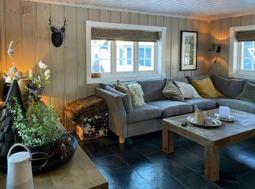 Cabin Near Skiing And Golf At Nesfjellet