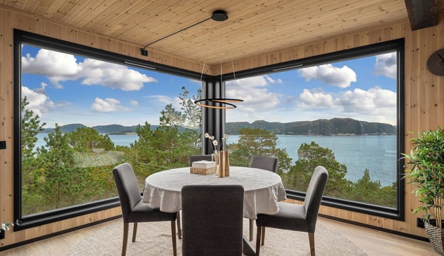 Cabin with panoramic views over Trondheimsfjorden