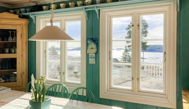 Cabin with sea view near Risør