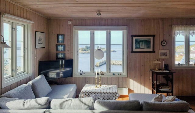Cabin with views over Sogndalstrand