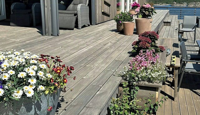Cabin with views and a large terrace in Søgne in Søgne